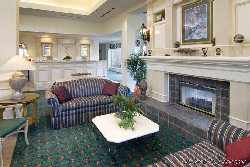 Hilton Garden Inn Atlanta North/Alpharetta Beltér fotó
